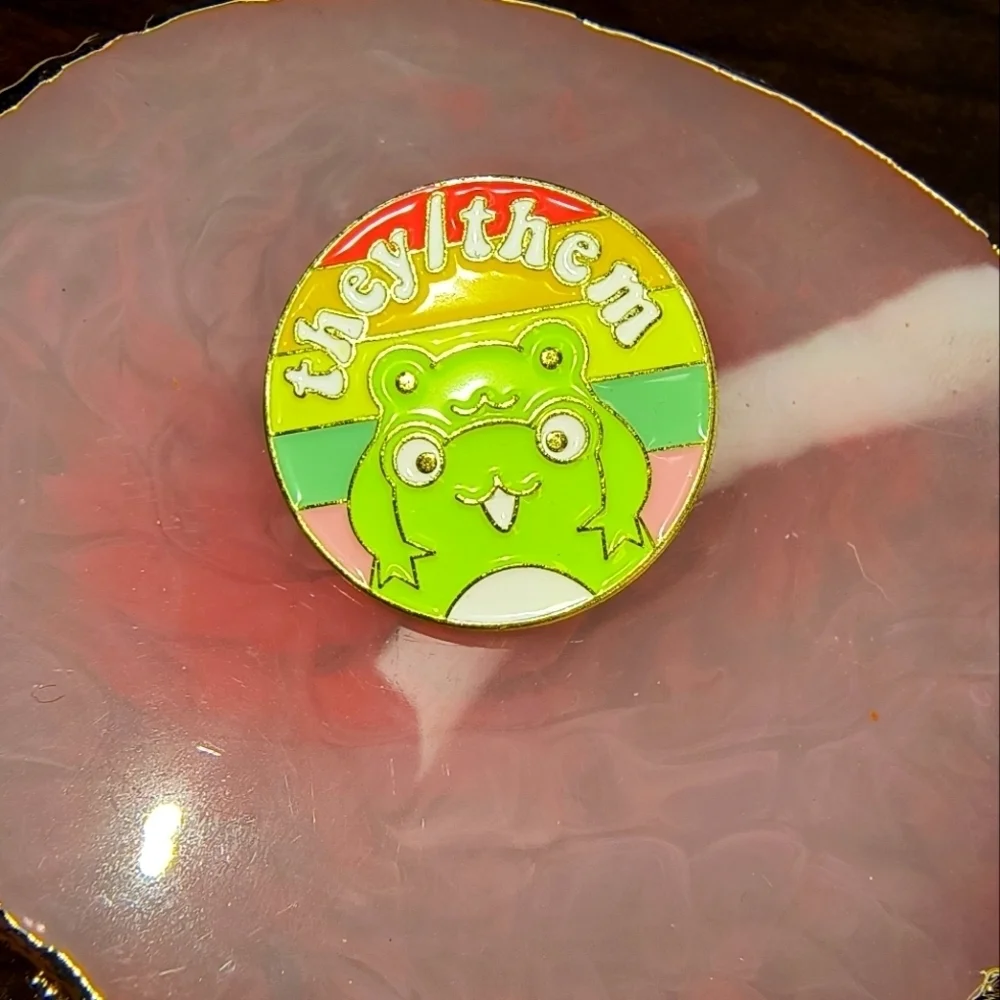 Women’s jewelry happy Cute Frogs They/Them fashion Enamel Pin! Show your pride!